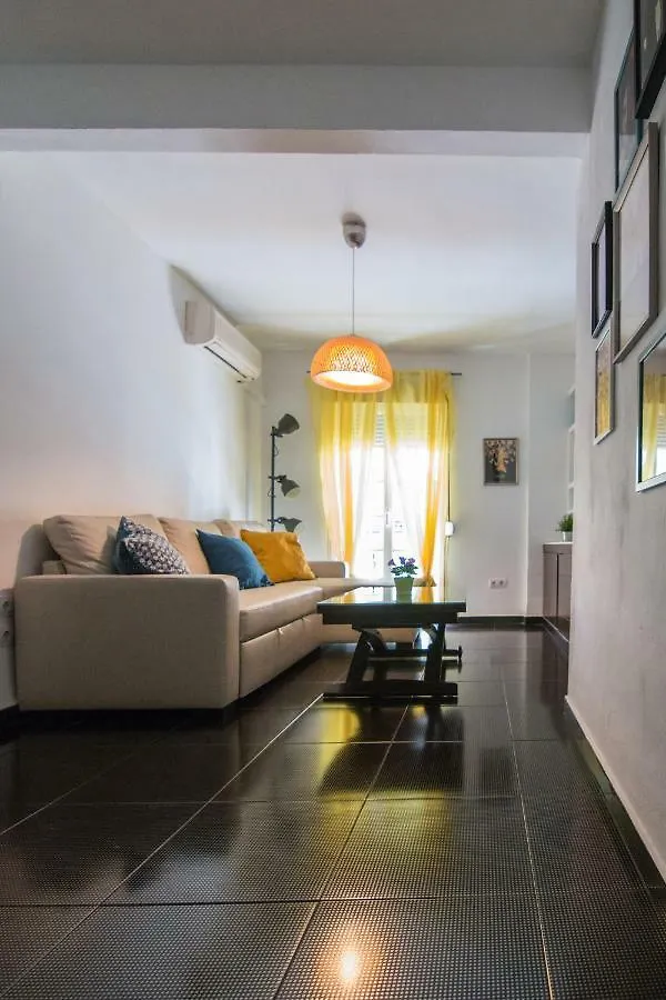 Utopia Home Alameda Sevilla 0*,